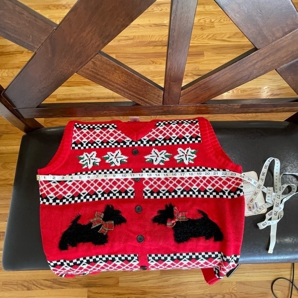 Ugly Christmas Sweater Scottie dogs and poinsettias size extra large vest - Picture 13 of 16